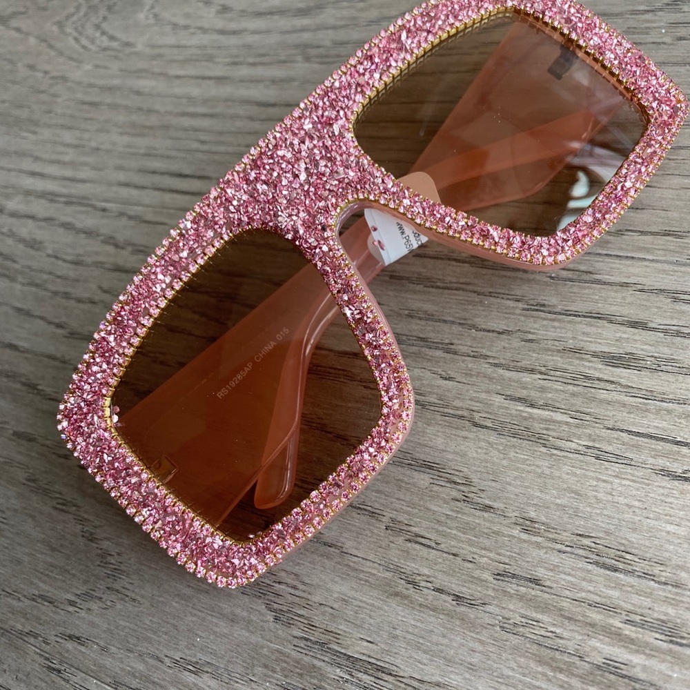 Sunglasses - Picture 5 of 16